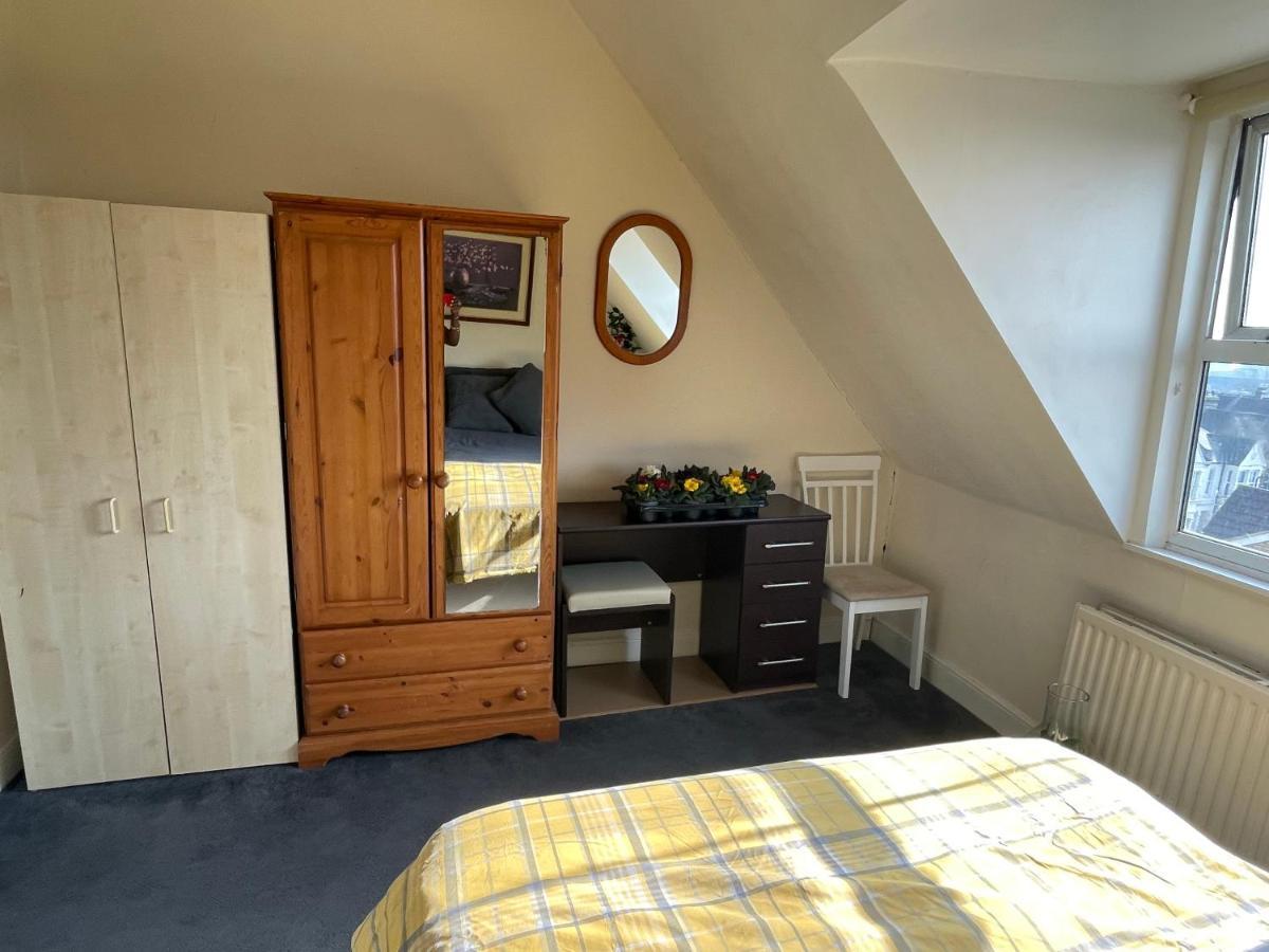 Vibrant & Cosy London Apartment Near Wembley Luaran gambar