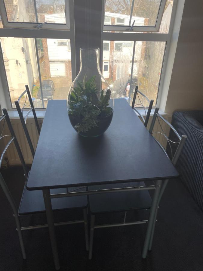 Vibrant & Cosy London Apartment Near Wembley Luaran gambar